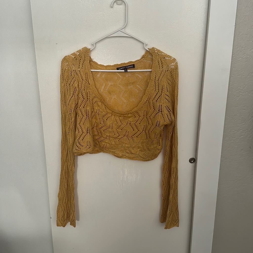 crochet bohemian crop top